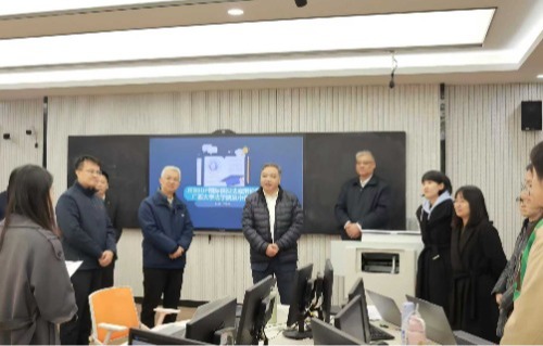 校长肖建庄带队到365完美调研指导工作